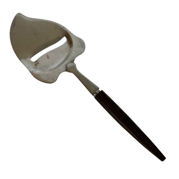 Vintage Stainless Steel Cheese Slicer With Wooden Handle Made In Japan - Picture 1 of 3